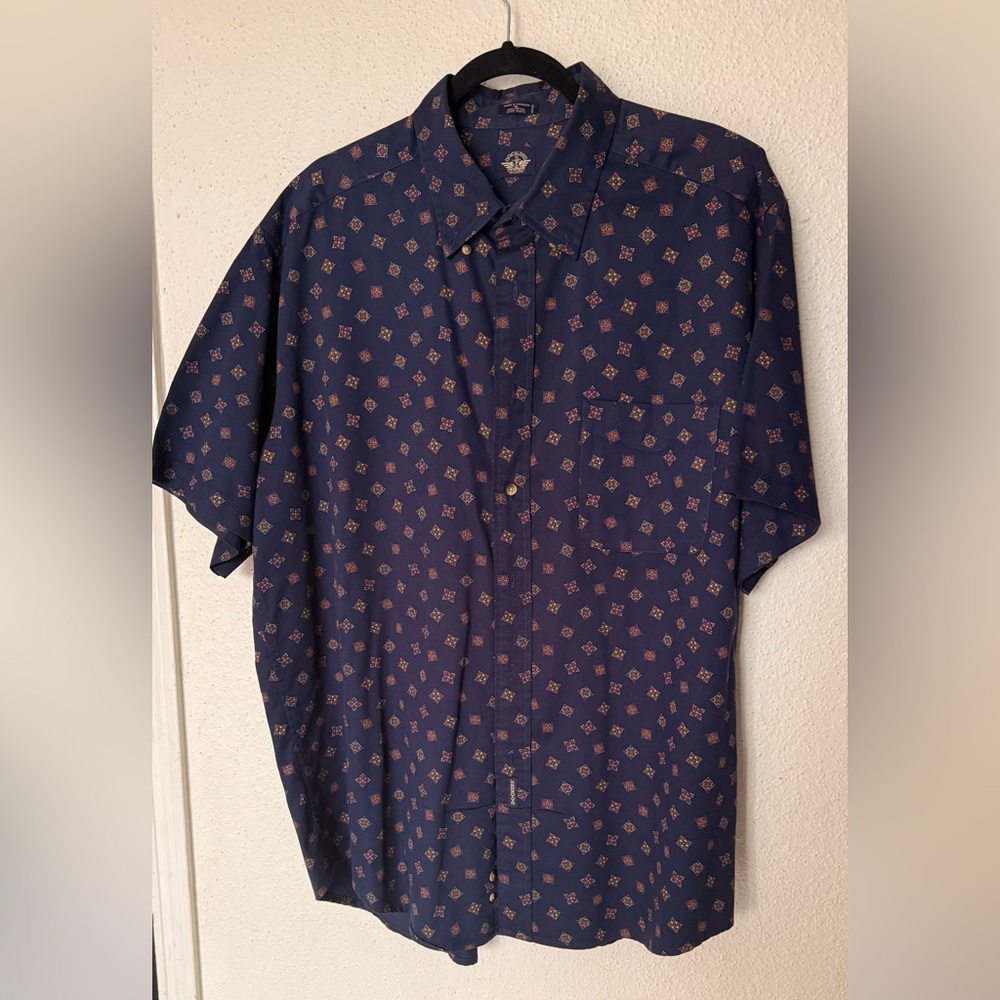 Dockers Blue and Red Casual Button Down Shirt